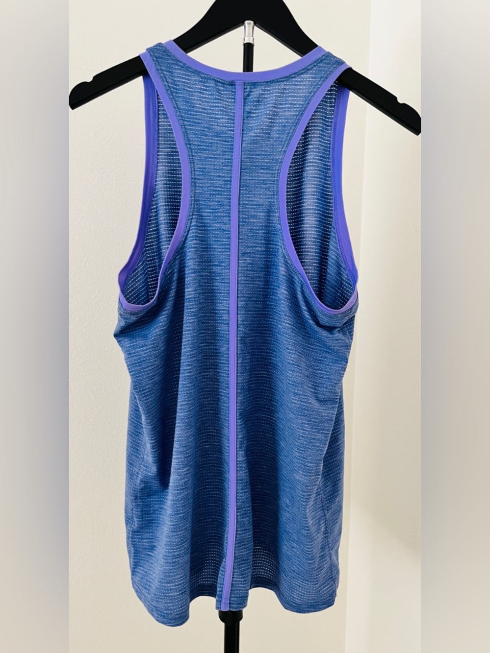 💙 Athletic Works Blue Knit Racerback Workout Tank | Medium - Picture 3 of 11
